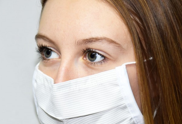 Antibakterielle Mund-Nasen-Maske Klee